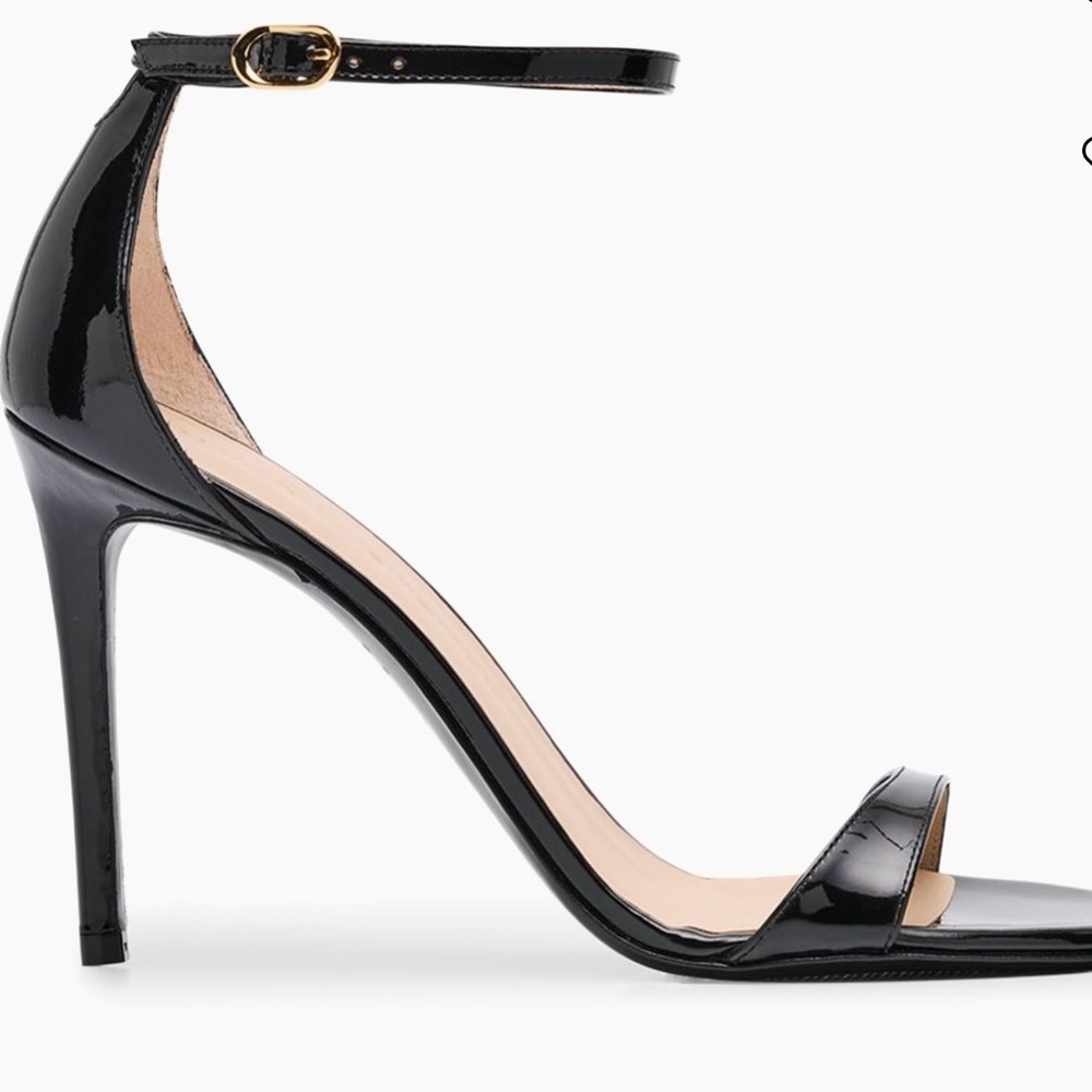 Stuart Weitzman Nudist sandal black. Size 7.5.